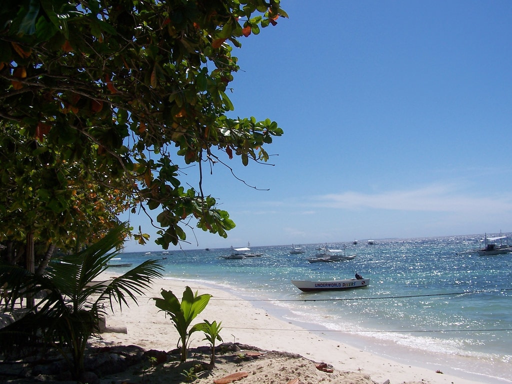 フィリピンのボホール島にあるAlona beach（アロナ・ビーチ）